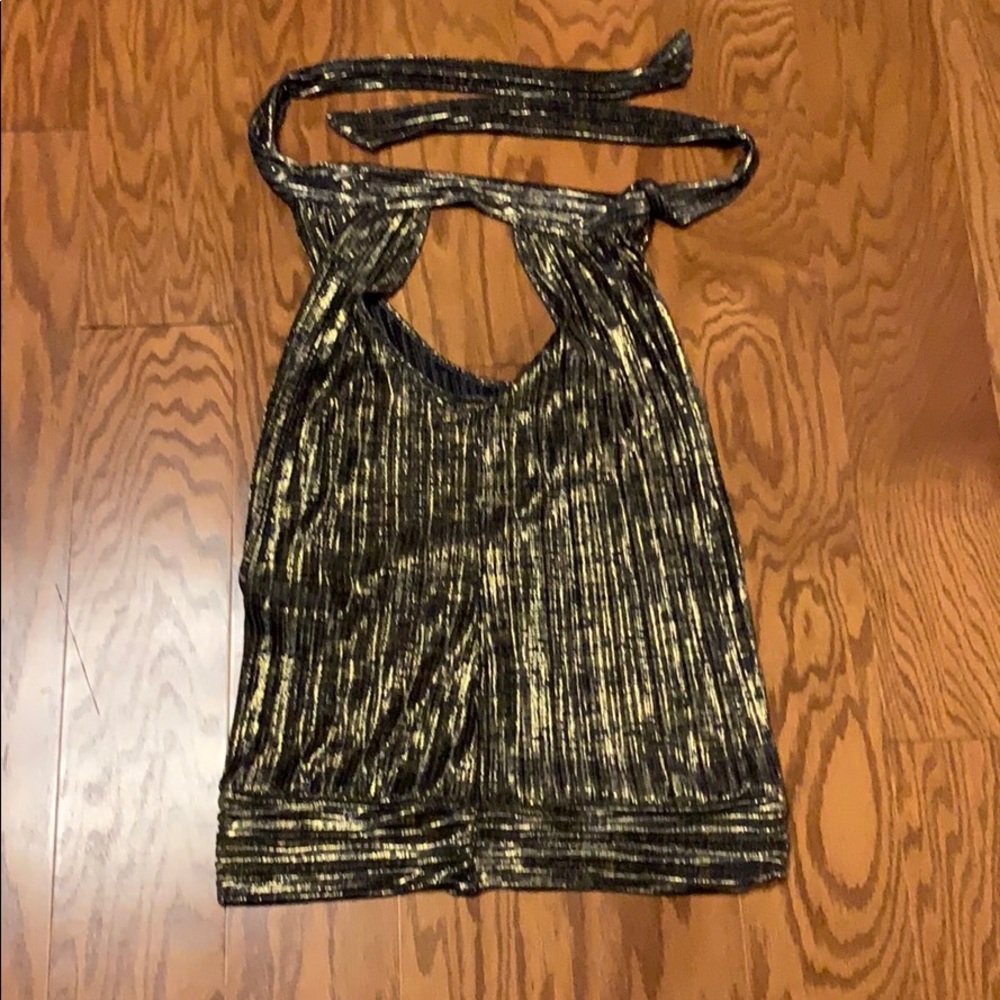Halter top